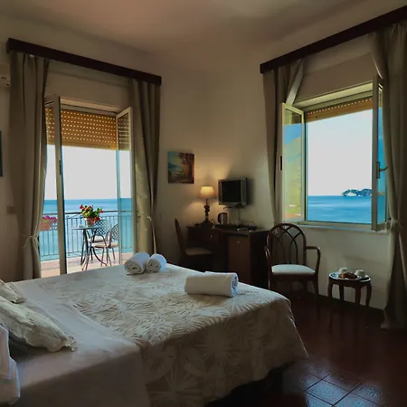 Hotel Park Silemi Letojanni