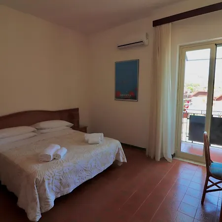 Hotel Park Silemi Letojanni